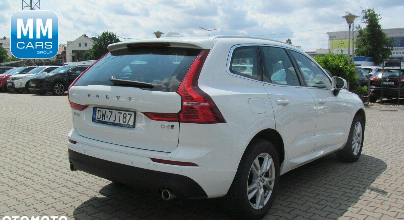 Volvo XC 60 cena 127850 przebieg: 119680, rok produkcji 2018 z Ciechanowiec małe 191